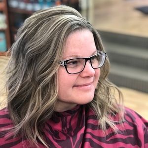 Meet your Posher, Julie